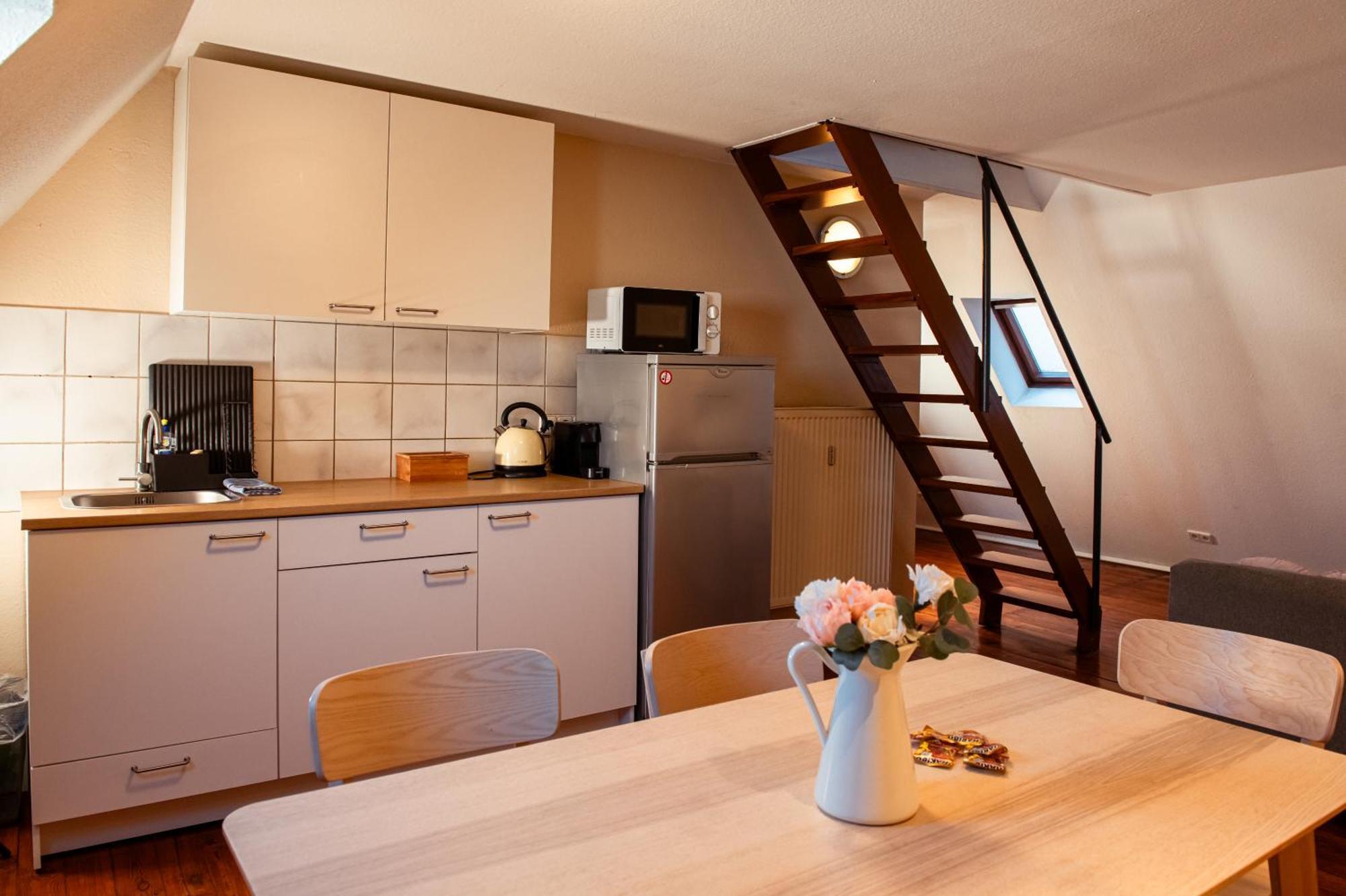 Haus99 Budget Pension & Apartments Fuerth Exterior photo