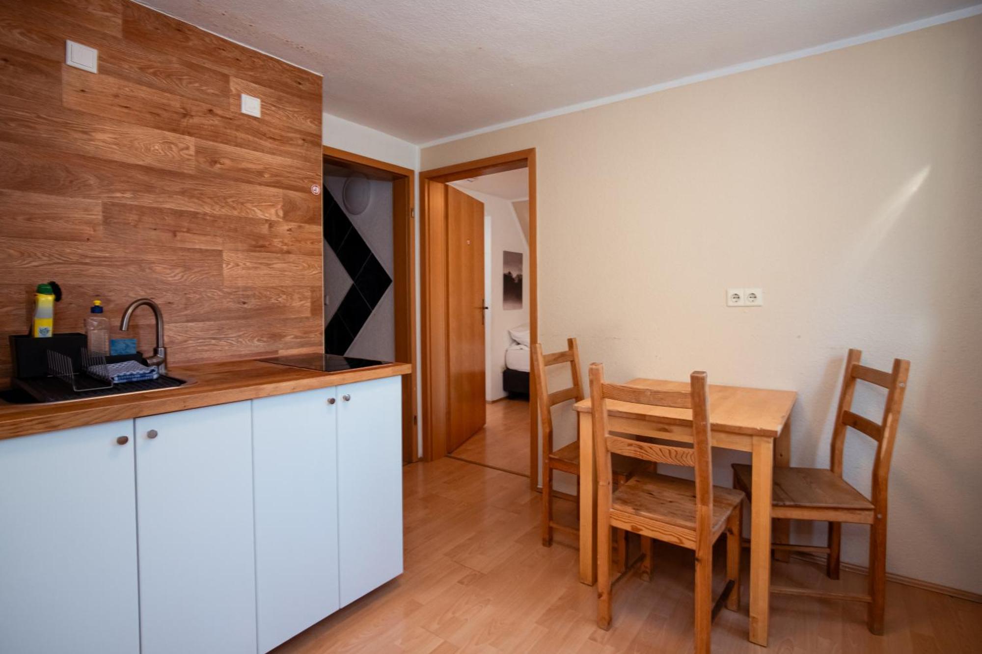 Haus99 Budget Pension & Apartments Fuerth Exterior photo